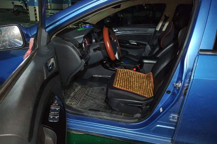 Used BYD e5 2018 Travel Edition Driver Seat