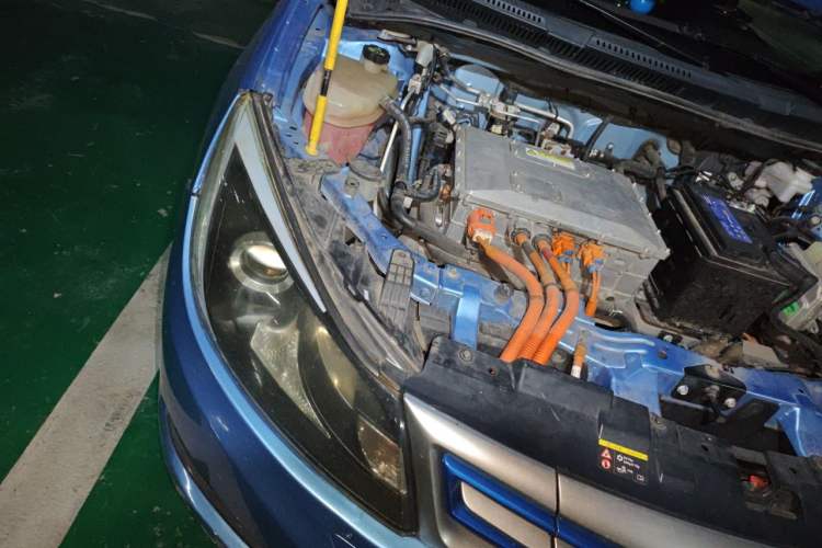 Used BYD e5 2018 Travel Edition Engine Bay Right
