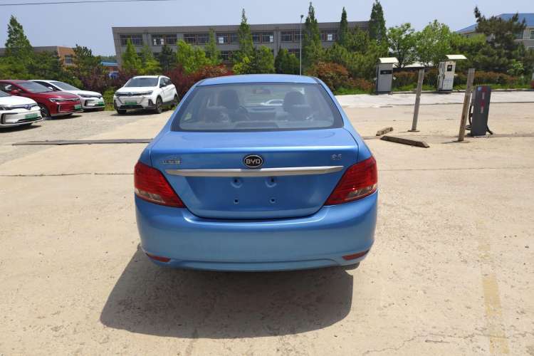 Used BYD e5 2018 Travel Edition Exterior 4