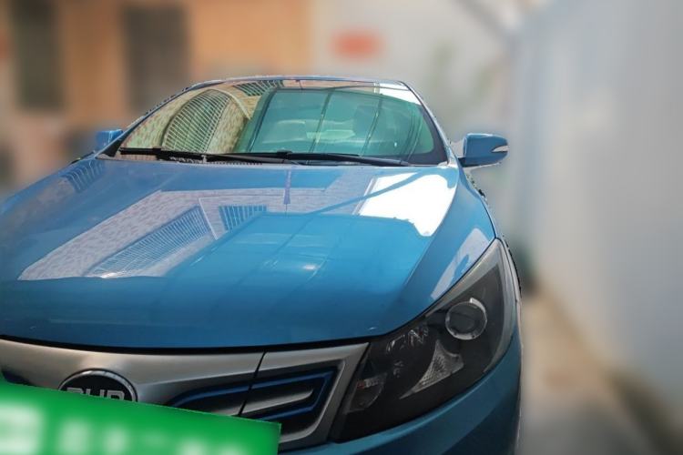 Used BYD e5 2018 Travel Edition Front
