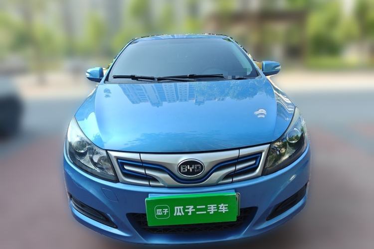Used BYD e5 2018 Travel Edition Front