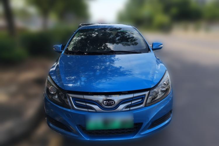 Used BYD e5 2018 Travel Edition Front