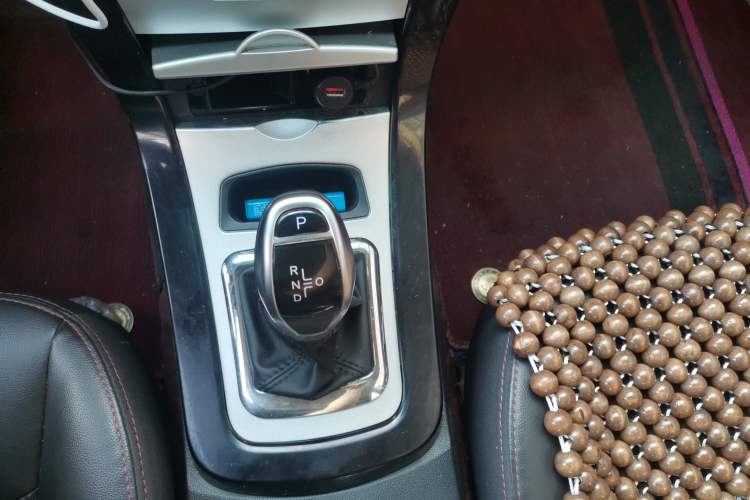Used BYD e5 2018 Travel Edition Gear Lever