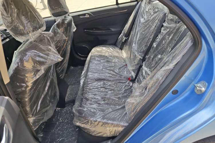 Used BYD e5 2018 Travel Edition Interior 1