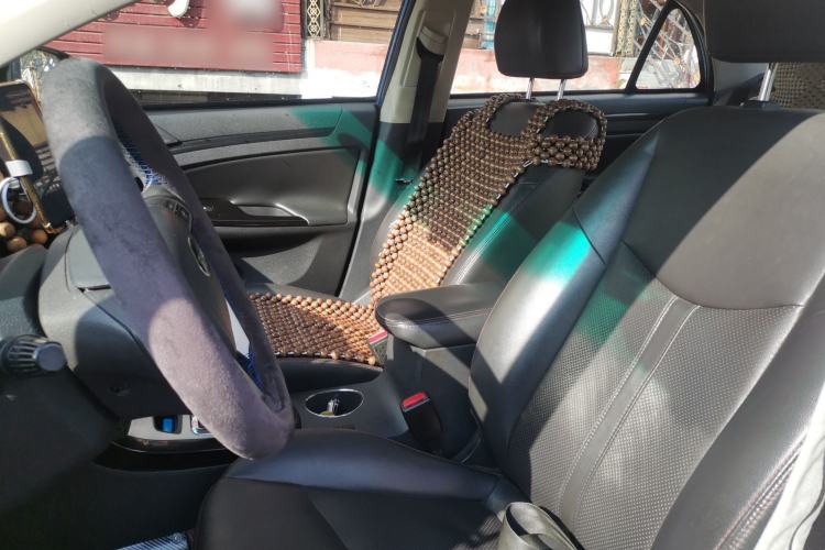Used BYD e5 2018 Travel Edition Left Front Seat