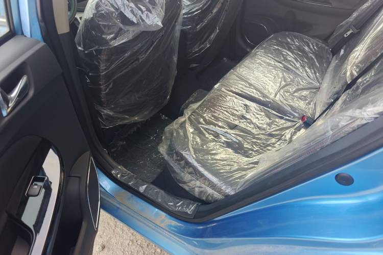 Used BYD e5 2018 Travel Edition Left Rear Seat