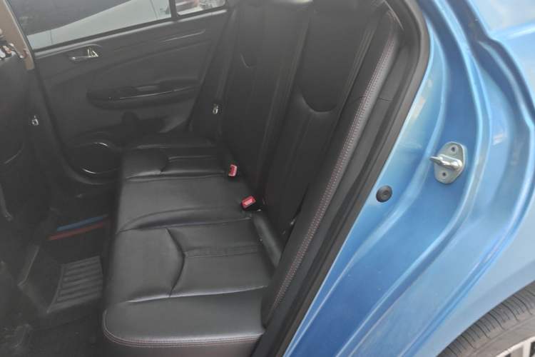 Used BYD e5 2018 Travel Edition Left Rear Seat
