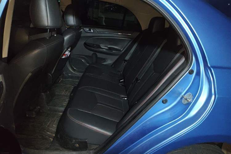 Used BYD e5 2018 Travel Edition Left Rear Seat