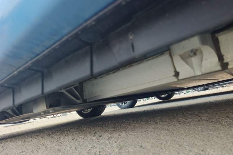 Used BYD e5 2018 Travel Edition Left Side Sill