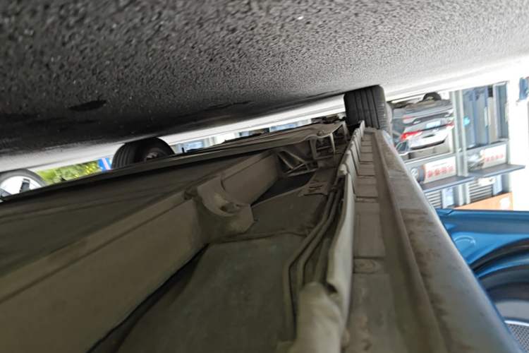 Used BYD e5 2018 Travel Edition Left Side Sill