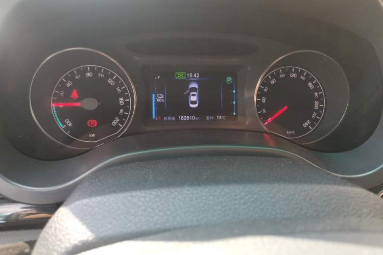 Used BYD e5 2018 Travel Edition Odometer Close Up