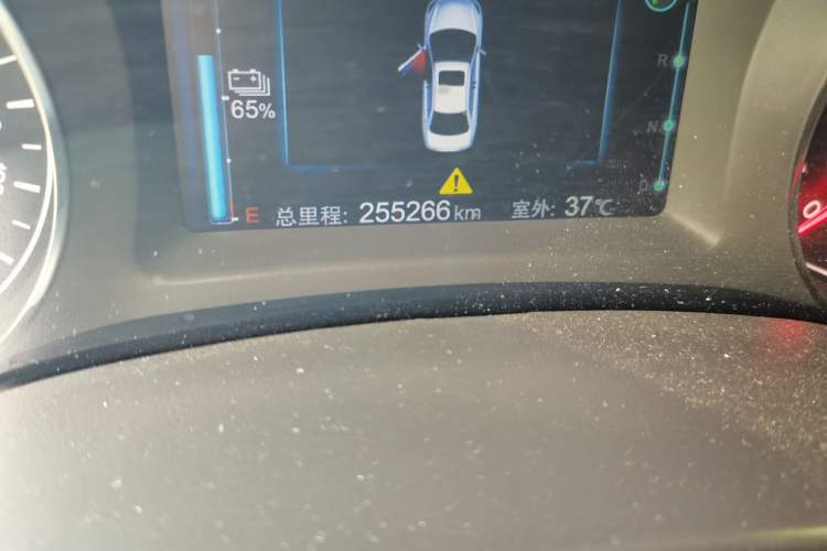 Used BYD e5 2018 Travel Edition Odometer Close Up