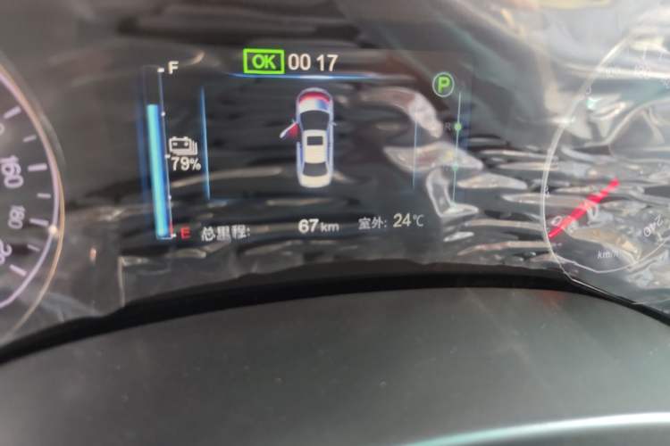 Used BYD e5 2018 Travel Edition Odometer Close Up