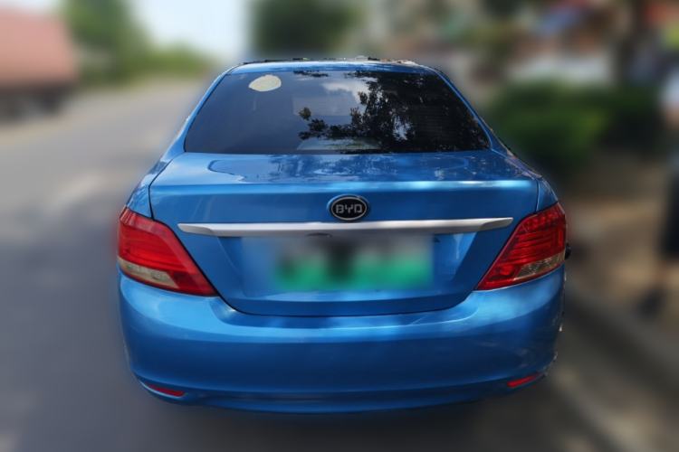 Used BYD e5 2018 Travel Edition Rear