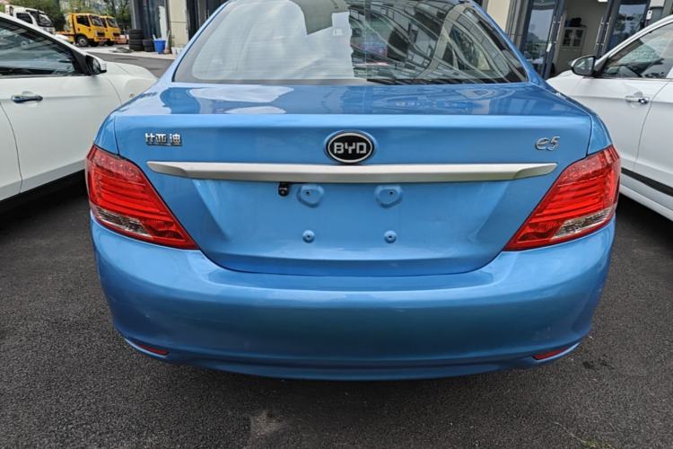 Used BYD e5 2018 Travel Edition Rear