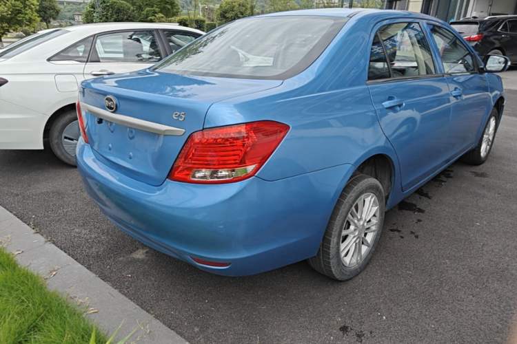 Used BYD e5 2018 Travel Edition Rear Right 45 Deg