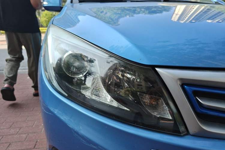 Used BYD e5 2018 Travel Edition Right Front Headlight