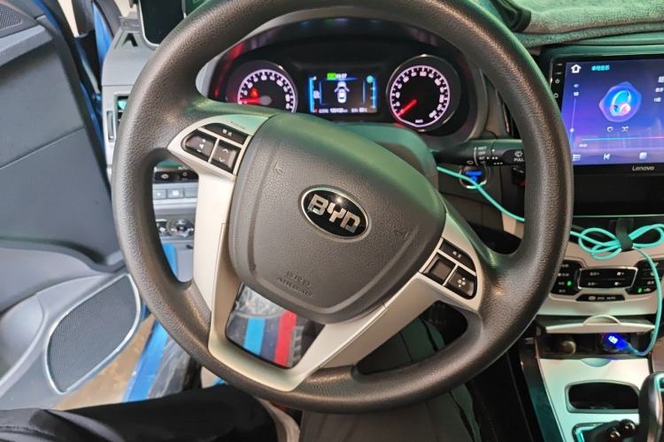Used BYD e5 2018 Travel Edition Steering Wheel