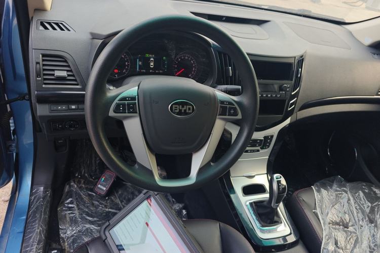 Used BYD e5 2018 Travel Edition Steering Wheel
