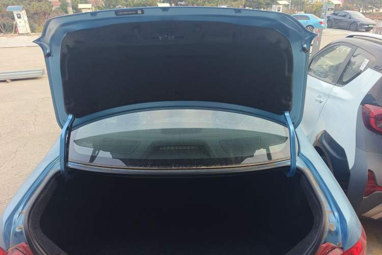 Used BYD e5 2018 Travel Edition Trunk