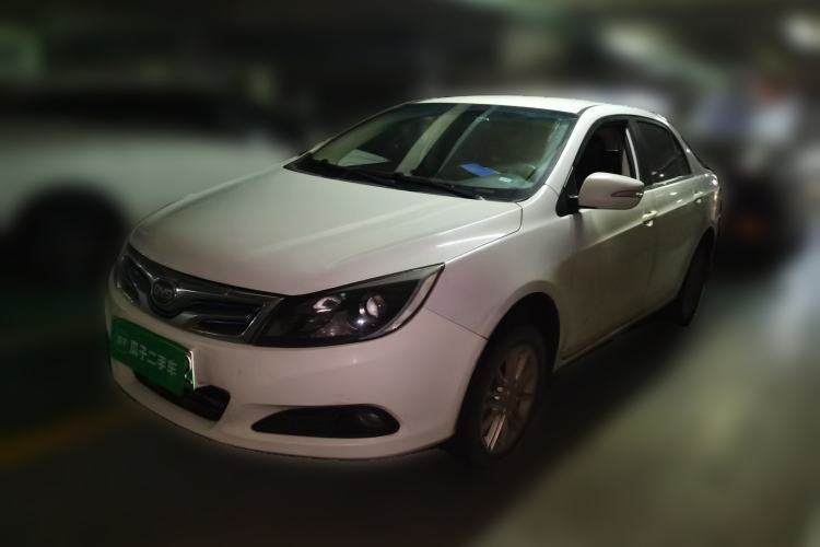 Used BYD e5 2018 450 Smart Connect Enjoyment Version Guazi used car, China used car export, Used car for sale, Used  cars, Cheapest cars for sale