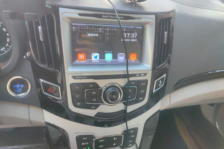 Used BYD e5 2018 450 Smart Connect Enjoyment Version Audio And AC Panel