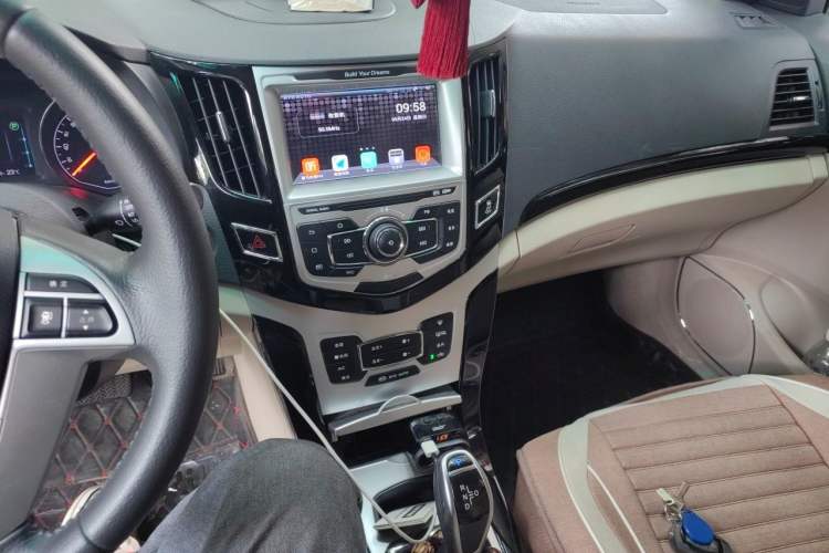 Used BYD e5 2018 450 Smart Connect Enjoyment Version Audio And AC Panel