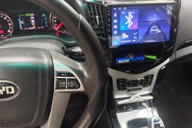 Used BYD e5 2018 450 Smart Connect Enjoyment Version Audio And AC Panel