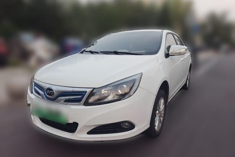 Used BYD e5 2018 450 Smart Connect Enjoyment Version Guazi used car, China used car export, Used car for sale, Used  cars, Cheapest cars for sale