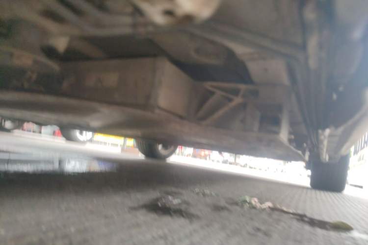 Used BYD e5 2018 Travel Edition Chassis Front Left