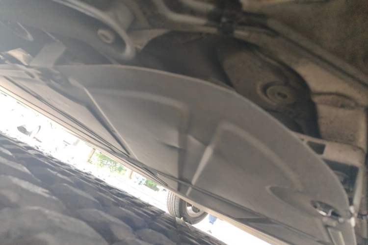 Used BYD e5 2018 Travel Edition Chassis Front Left