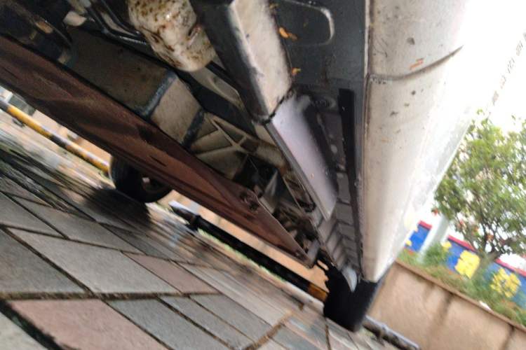 Used BYD e5 2018 450 Smart Connect Enjoyment Version Chassis Front Left