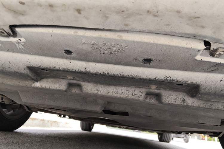 Used BYD e5 2018 Travel Edition Chassis Front