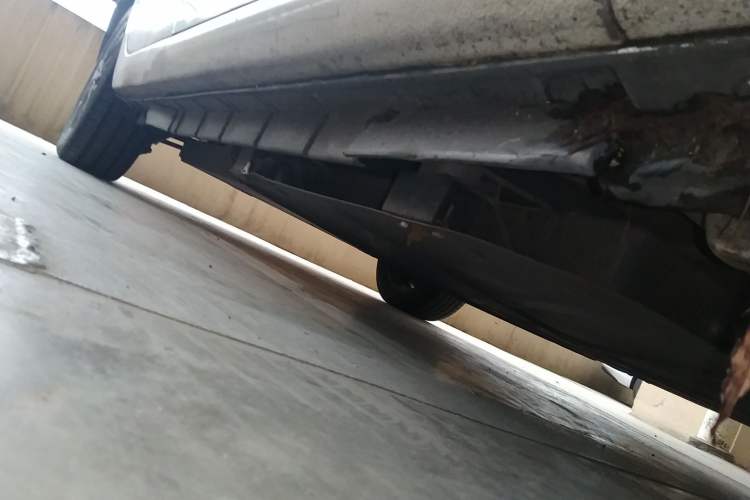 Used BYD e5 2018 Travel Edition Chassis Front Right