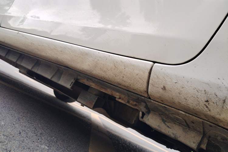 Used BYD e5 2018 Travel Edition Chassis Front Right