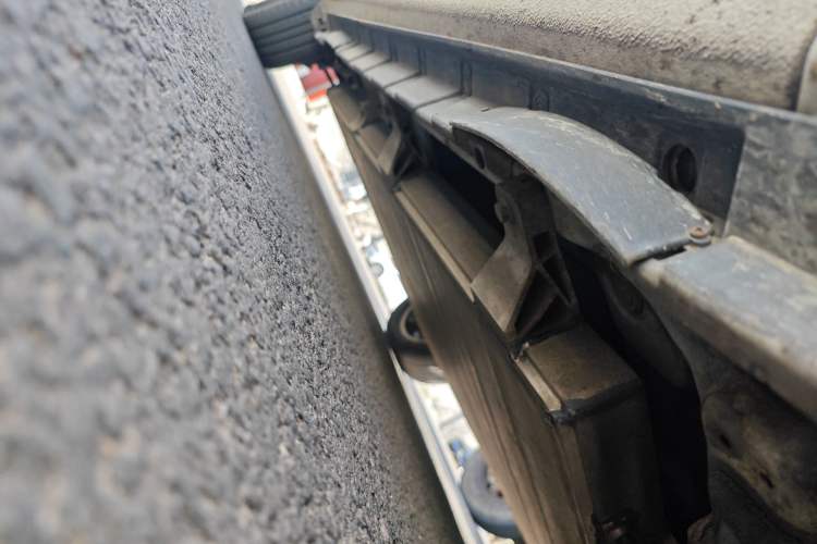 Used BYD e5 2018 450 Smart Connect Enjoyment Version Chassis Front Right