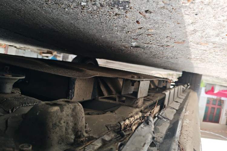 Used BYD e5 2018 Travel Edition Chassis Front Right