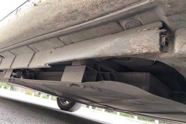Used BYD e5 2018 Travel Edition Chassis Front Right