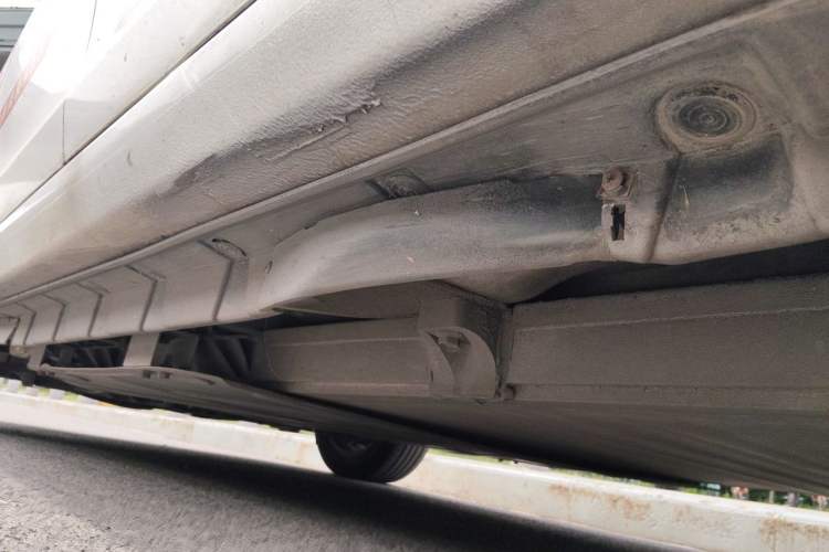 Used BYD e5 2018 Travel Edition Chassis Rear Left