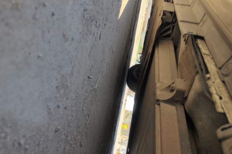Used BYD e5 2018 Travel Edition Chassis Rear Left