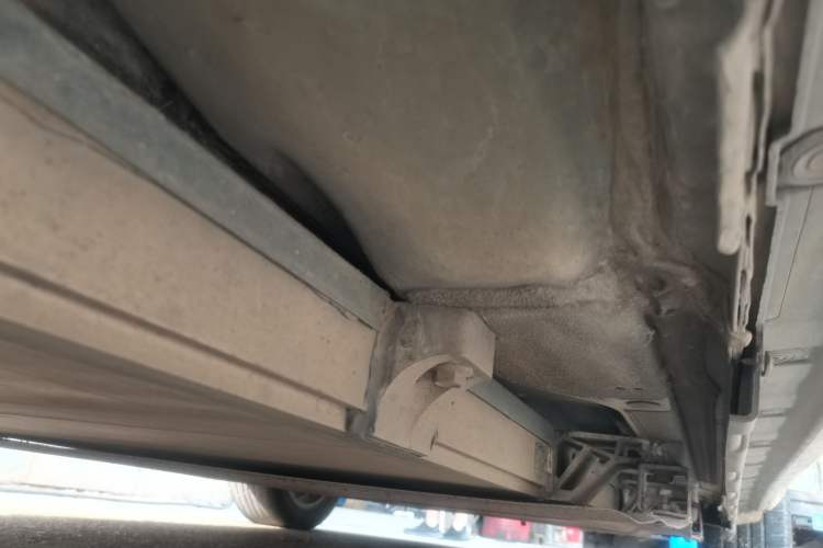 Used BYD e5 2018 Travel Edition Chassis Rear Right