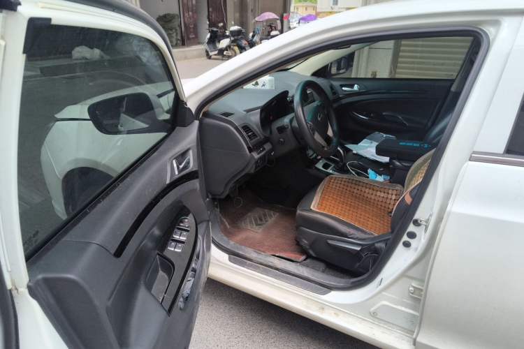Used BYD e5 2018 450 Smart Connect Enjoyment Version Driver Seat