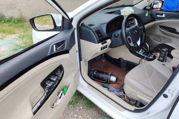 Used BYD e5 2018 450 Smart Connect Enjoyment Version Driver Seat