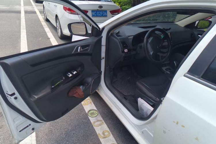 Used BYD e5 2018 450 Smart Connect Enjoyment Version Driver Seat