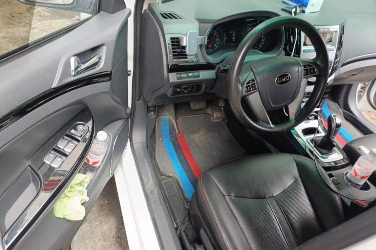 Used BYD e5 2018 Travel Edition Driver Seat