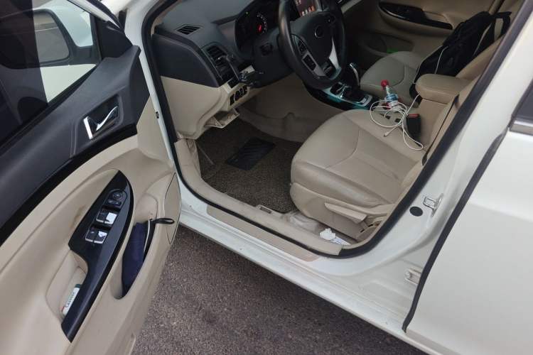 Used BYD e5 2018 450 Smart Connect Enjoyment Version Driver Seat