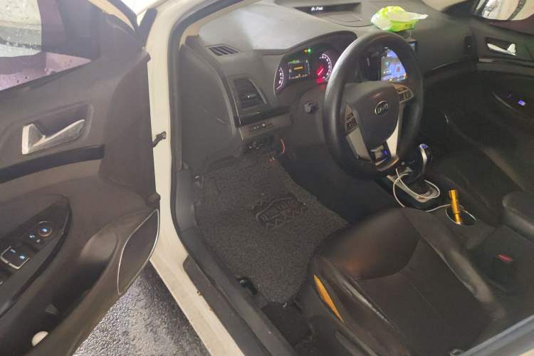 Used BYD e5 2018 450 Smart Connect Enjoyment Version Driver Seat