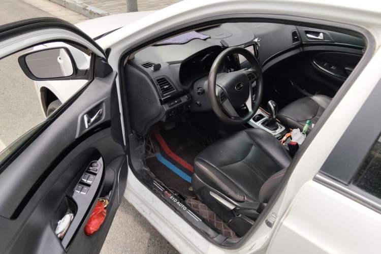 Used BYD e5 2018 Travel Edition Driver Seat