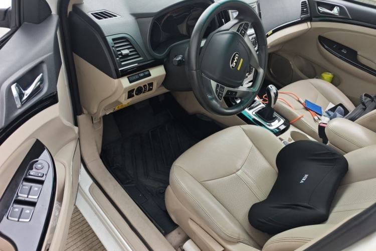 Used BYD e5 2018 450 Smart Connect Deluxe Edition Driver Seat