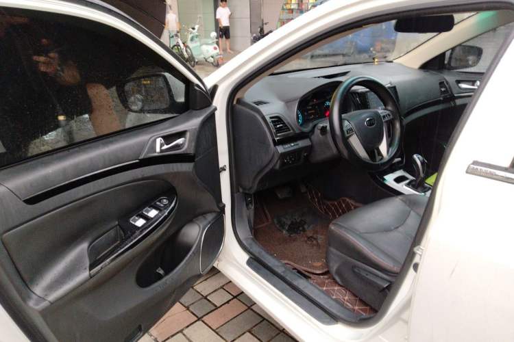 Used BYD e5 2018 450 Smart Connect Enjoyment Version Driver Seat